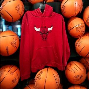NBA Chicago Bulls Red Sweater Classic Pullover hoodie size large